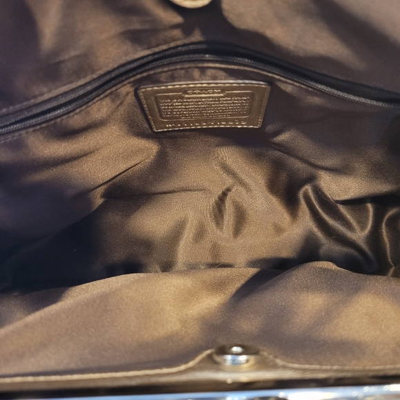 Coach purse - Picture 3 of 7